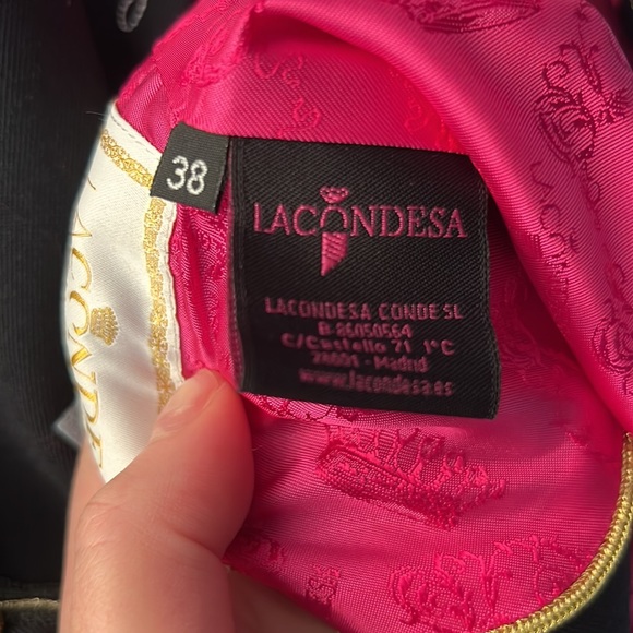 La Condesa Women's Blazer with Decal Patches - Picture 2 of 4